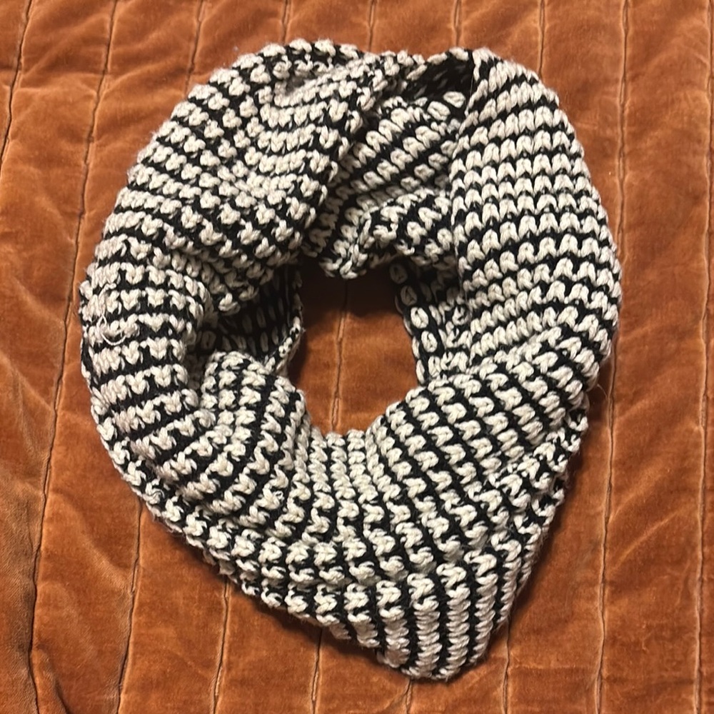 Black and White Knit Infinity Scarf